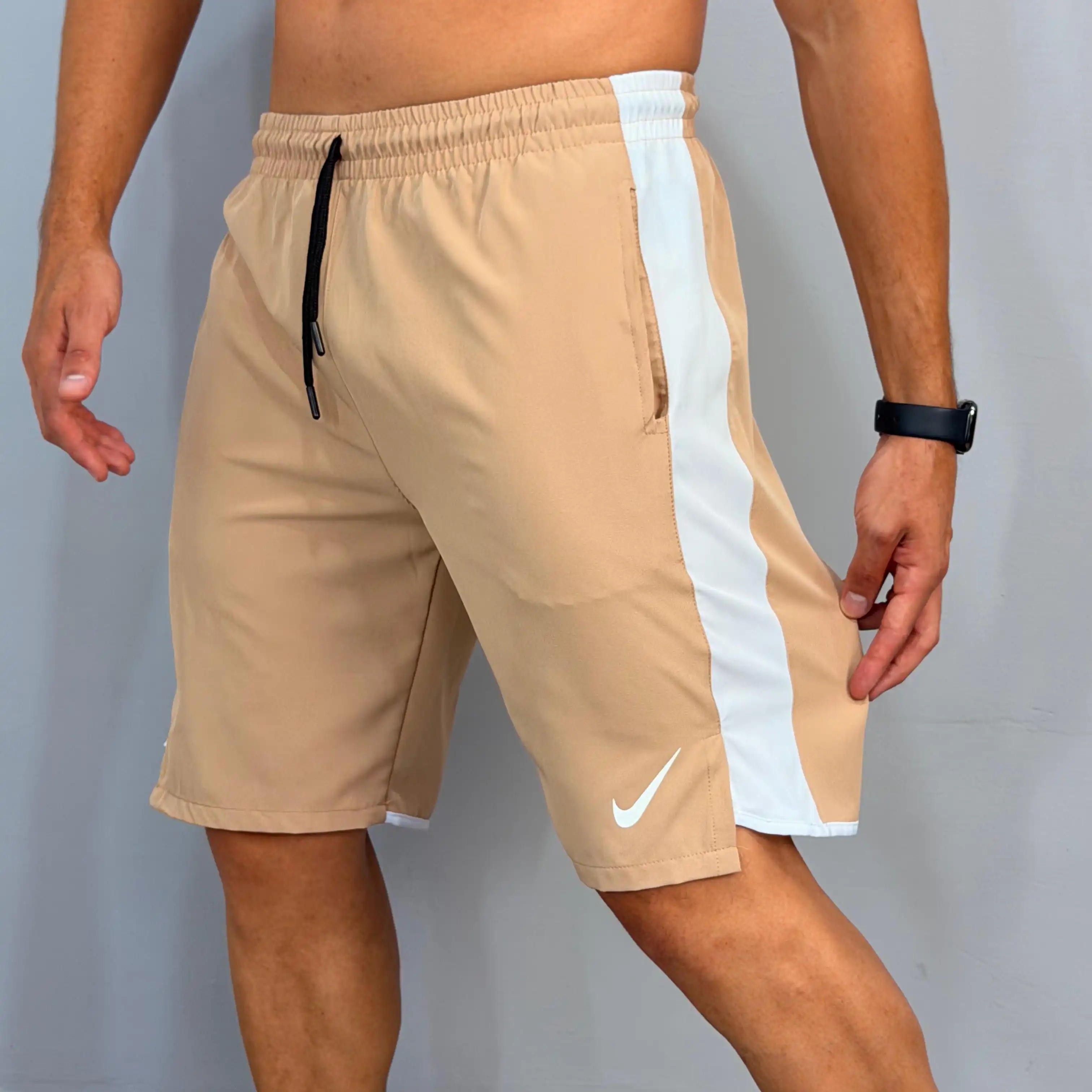 Bermuda Elastano (Faixa Lateral/Recorte na Barra)